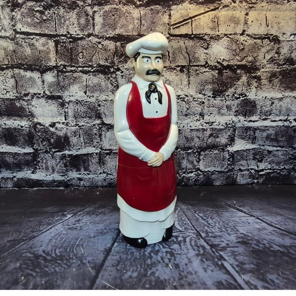 Vintage Italina Chef Pasta Cotainer